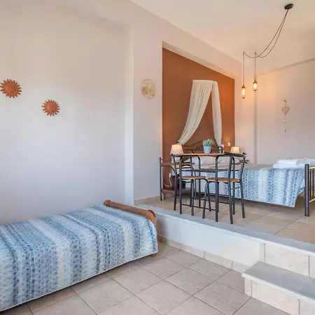 アパートホテル Christianna 3*