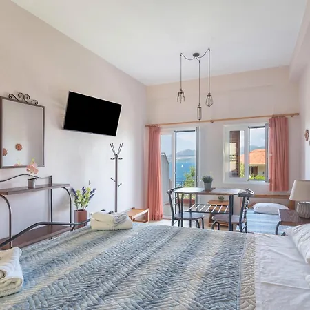 Christianna 3* ニキアナ