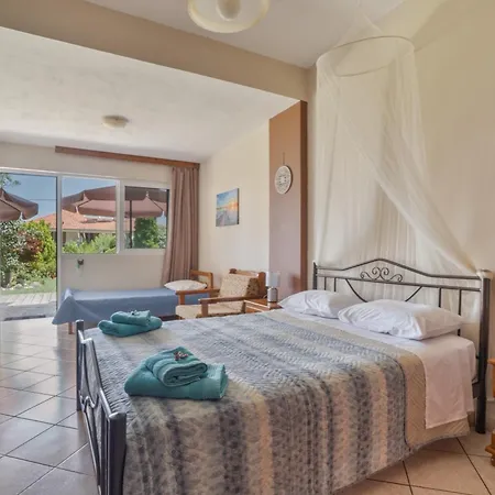 Christianna Aparthotel