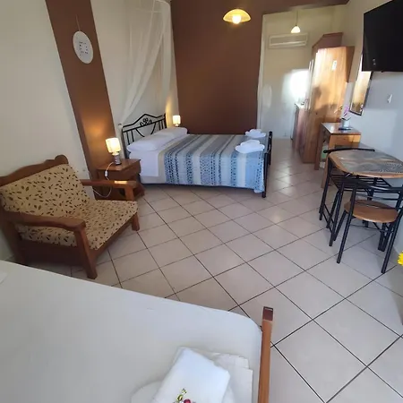 Christianna Aparthotel Nikiana