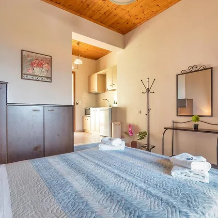 Апарт-отель Christianna Никиана