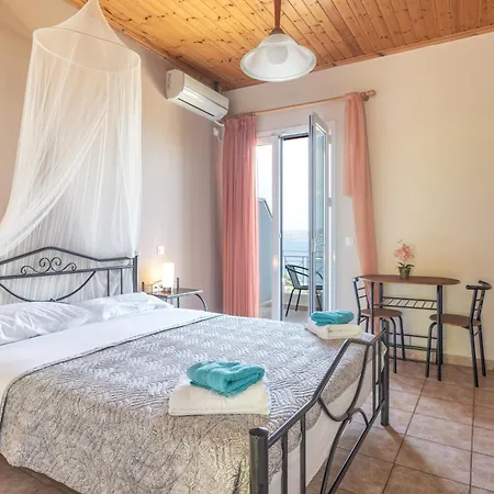 Aparthotel Christianna Nikiana