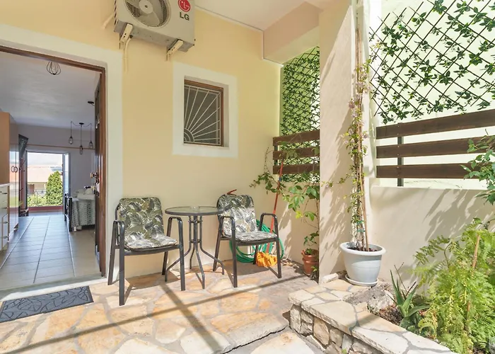 Christianna 3* Nikiana